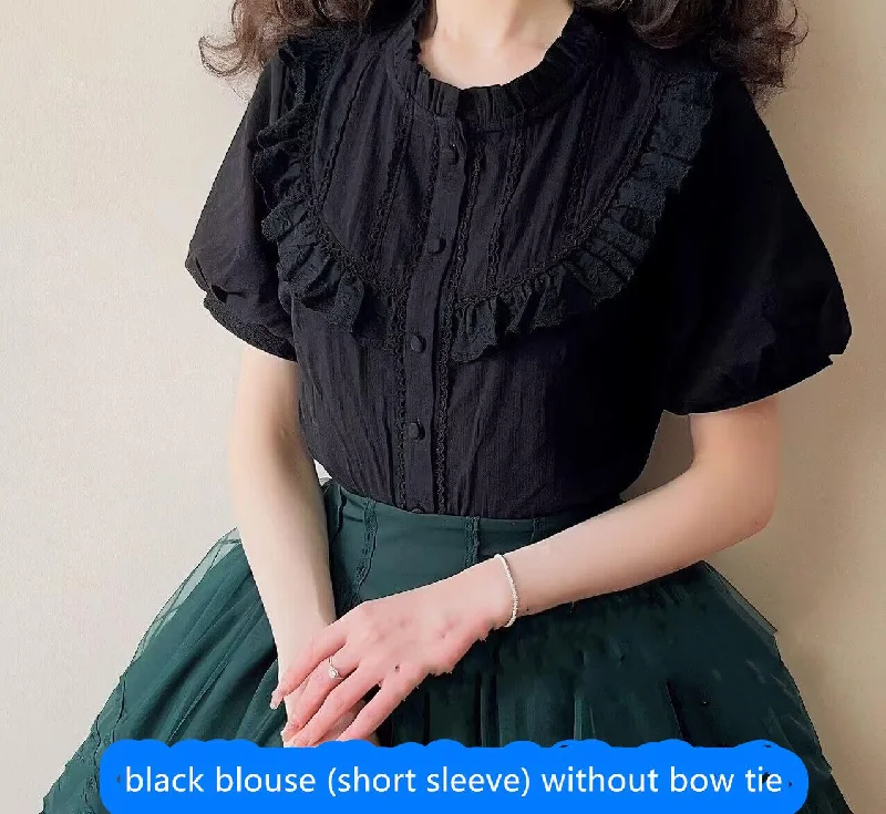 black blouse (short sleeve)