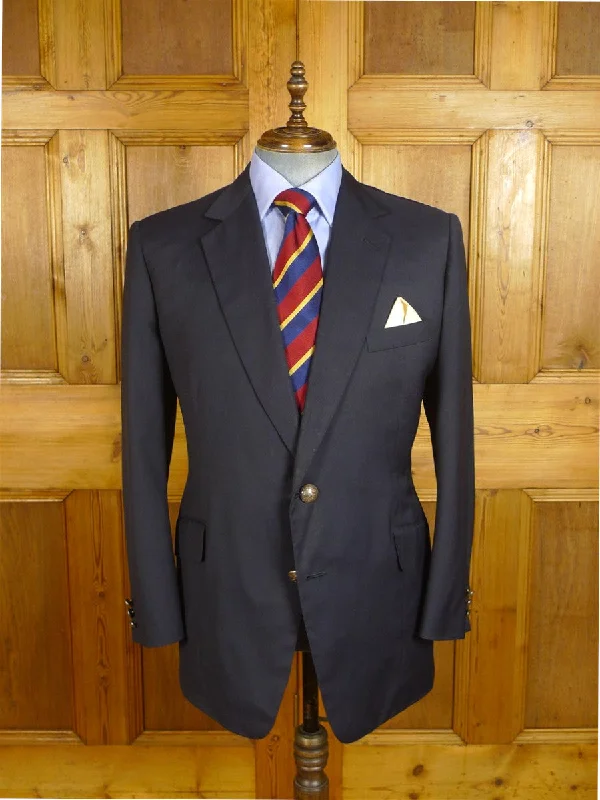 Blazercommunity24/0891 vintage 1995 kilgour french stanbury navy blue mohair blazer w/ regimental buttons 45 regular