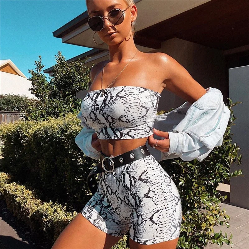 Snake Skin Two Piece Set Women Strapless Low Cut Backless Crop Top Elastic Waist Shorts Summer Fashion Beachwear 2 Pcs OutfitsCroptopnostalgia