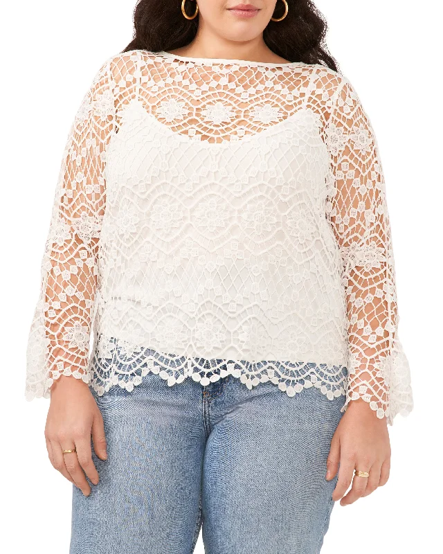 Plus-Size Open-Weave Floral Lace Cropped BlouseCroptopapp